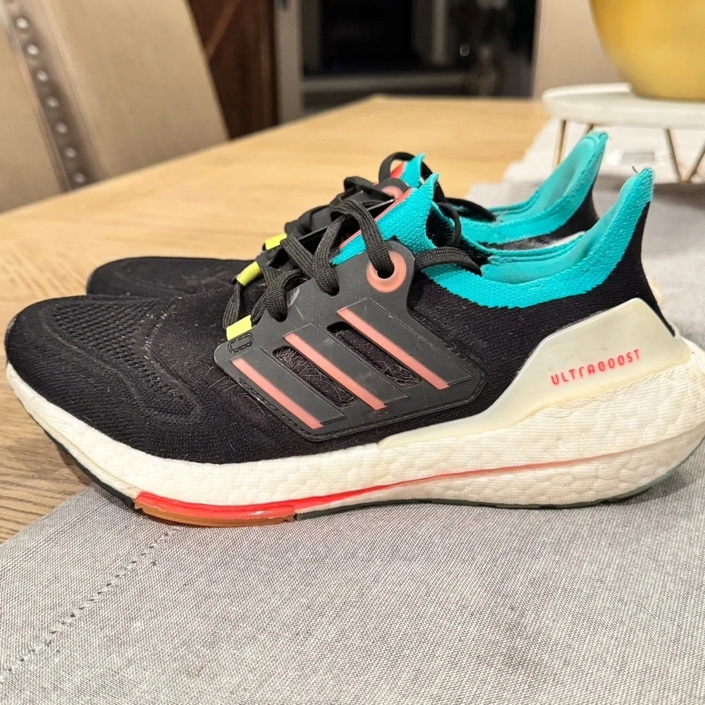 Adidas UltraBoost 22 Shoes Black-Turbo Mint Rust mens 5.5
